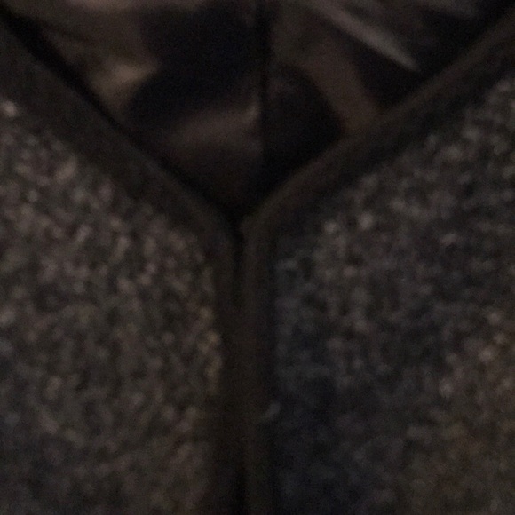 Short jacket - Picture 2 of 4